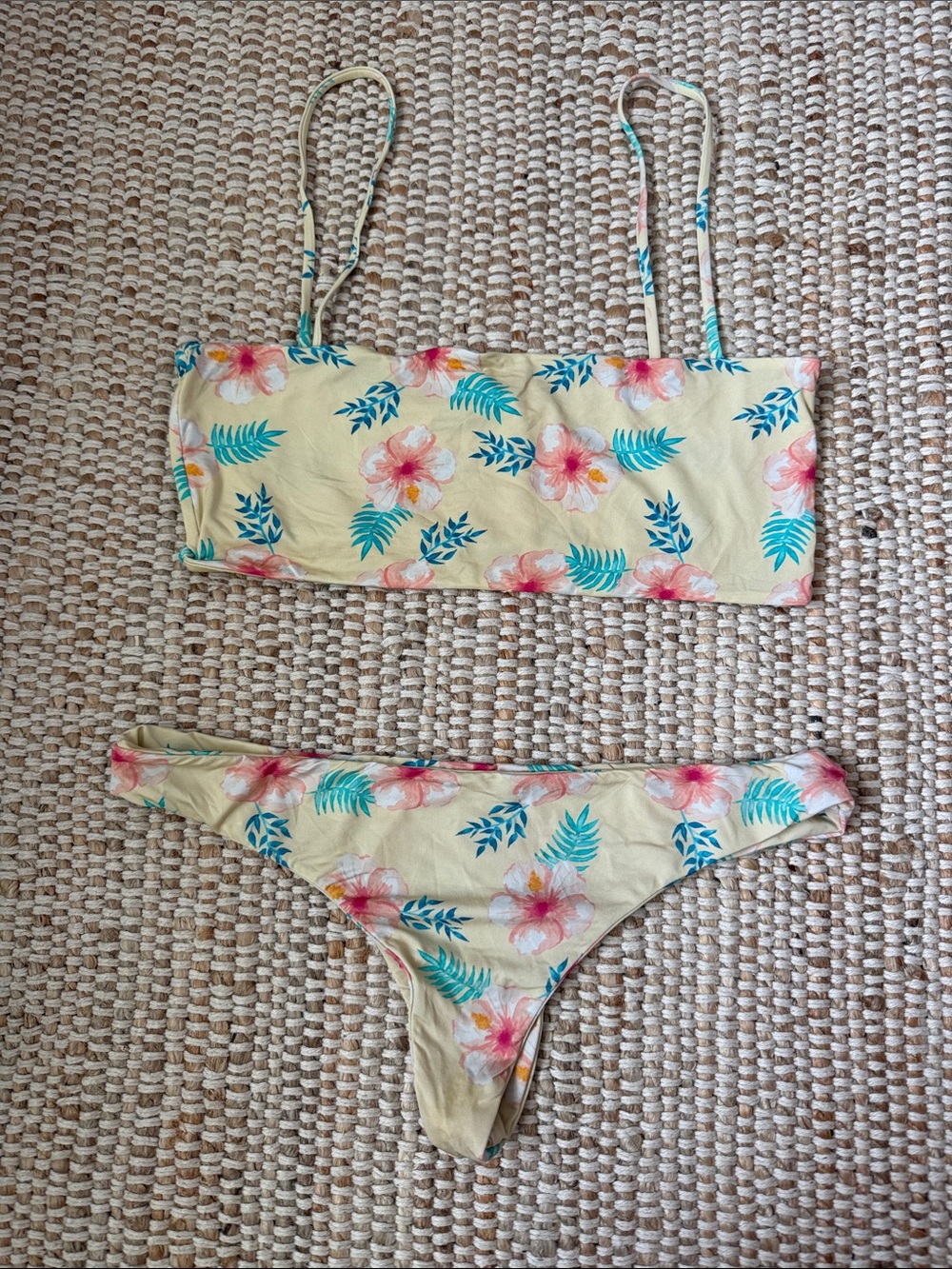MAI UNDERWEAR Set (Medium)